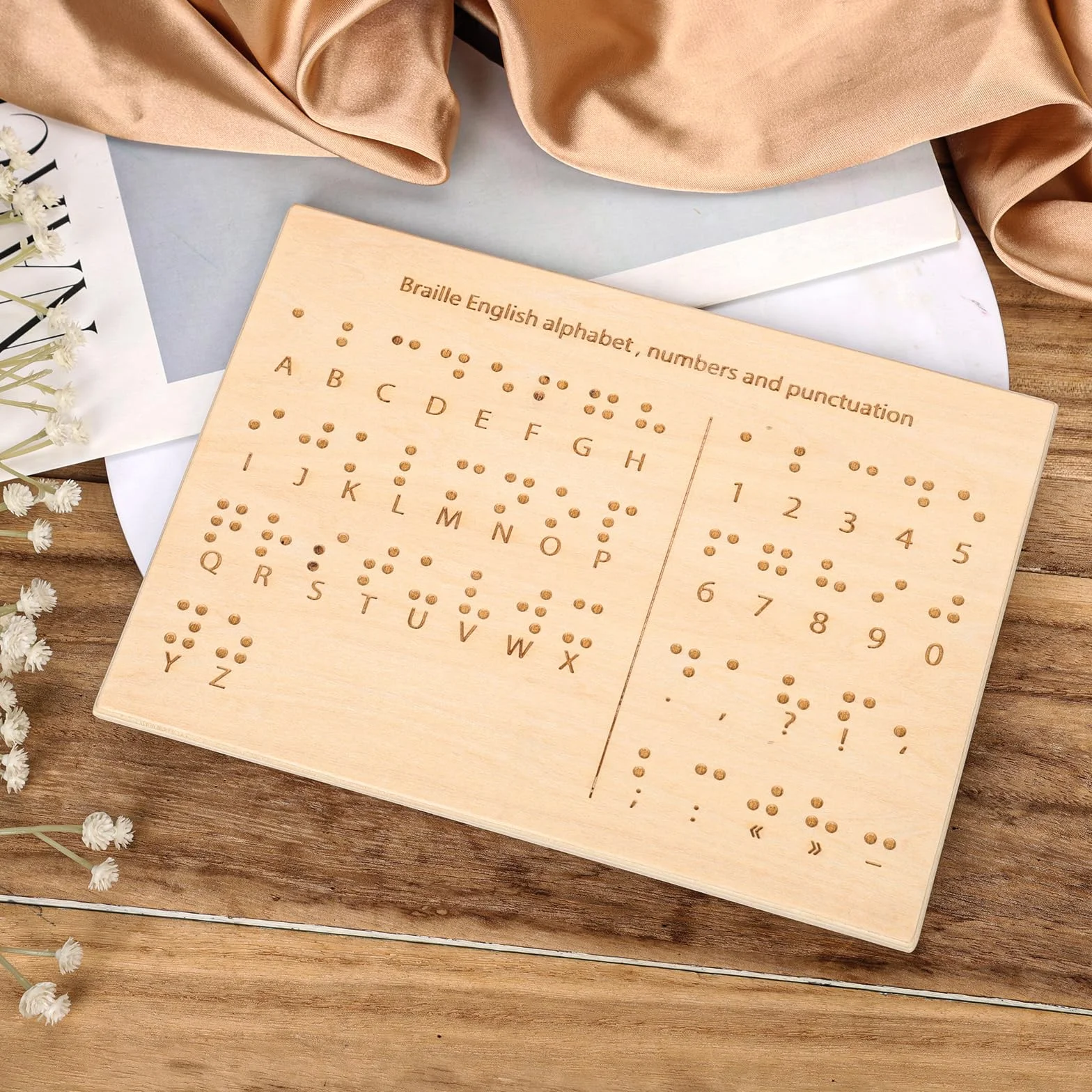 Drewniana Tablica Alfabetu Braille'a, Tablica Alfabetu Braille'a i Numerów Rzezbione Kropki Podstrunnica Braille'a Narzedzie Edukacyjne Montessori dla Wszystkich Grup Wiekowych