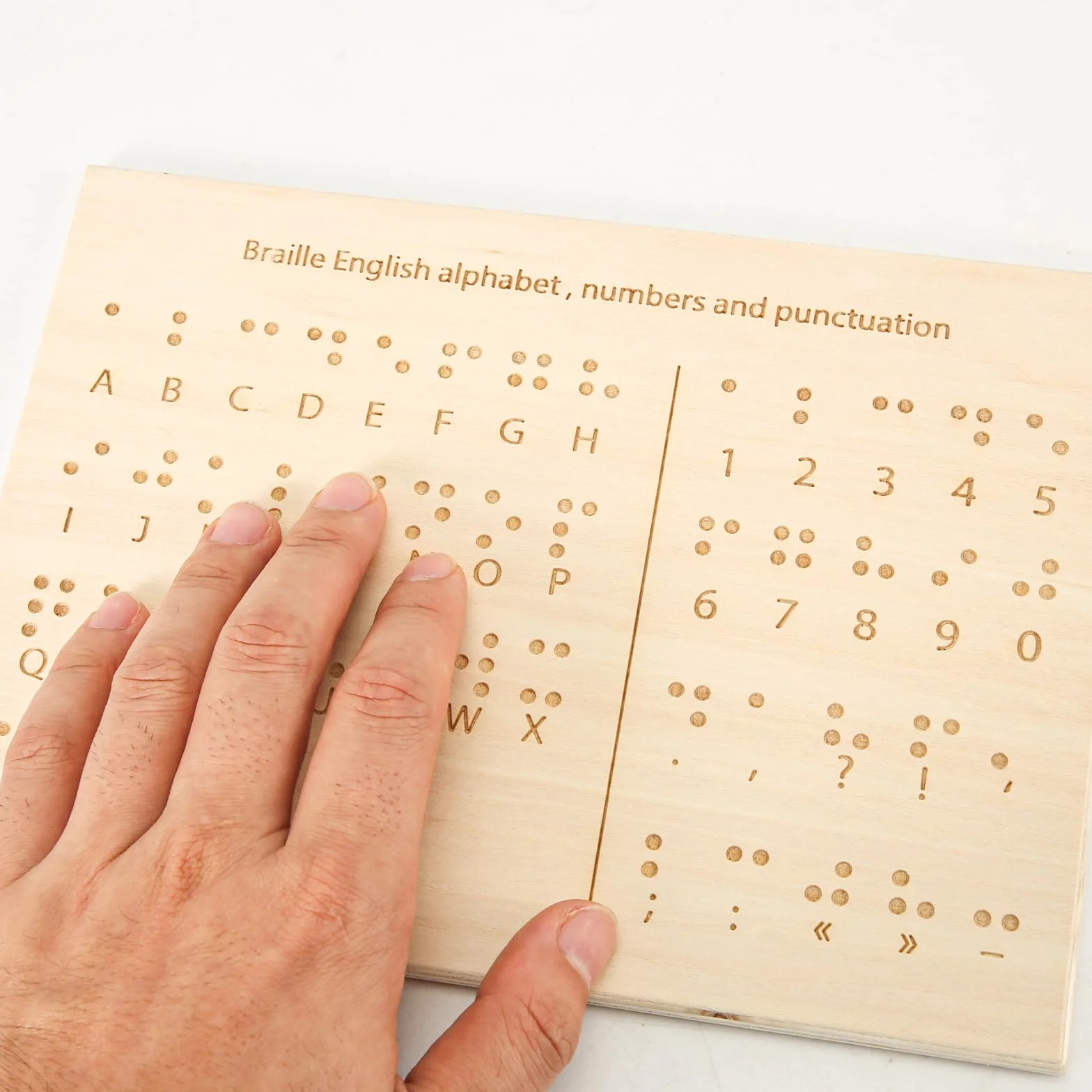 Drewniana Tablica Alfabetu Braille'a, Tablica Alfabetu Braille'a i Numerów Rzezbione Kropki Podstrunnica Braille'a Narzedzie Edukacyjne Montessori dla Wszystkich Grup Wiekowych